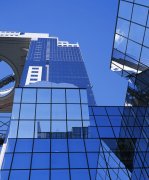 分光測色儀提高建築玻璃顏色的一致性